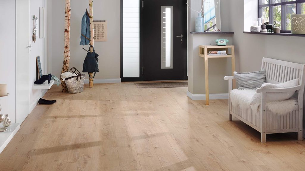 Lakeland Oak Readyfix Lounge Laminate